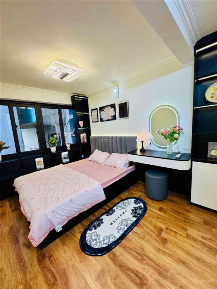 Chính chủ bán nhà trần khát chân, hai bà trưng 5 tầng, nhà mới, 3pn chỉ 7,98 tỷ