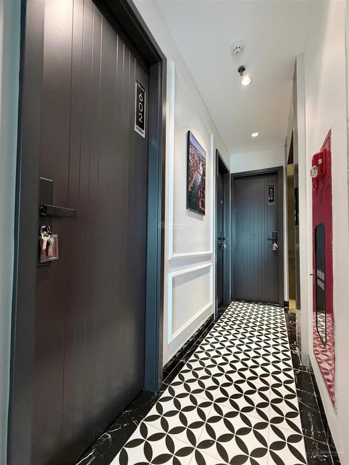 Bán căn ccmn trương định, hoàng mai 66m2, 7t, mt 5m giá 15,95 tỷ doanh thu 100tr/th