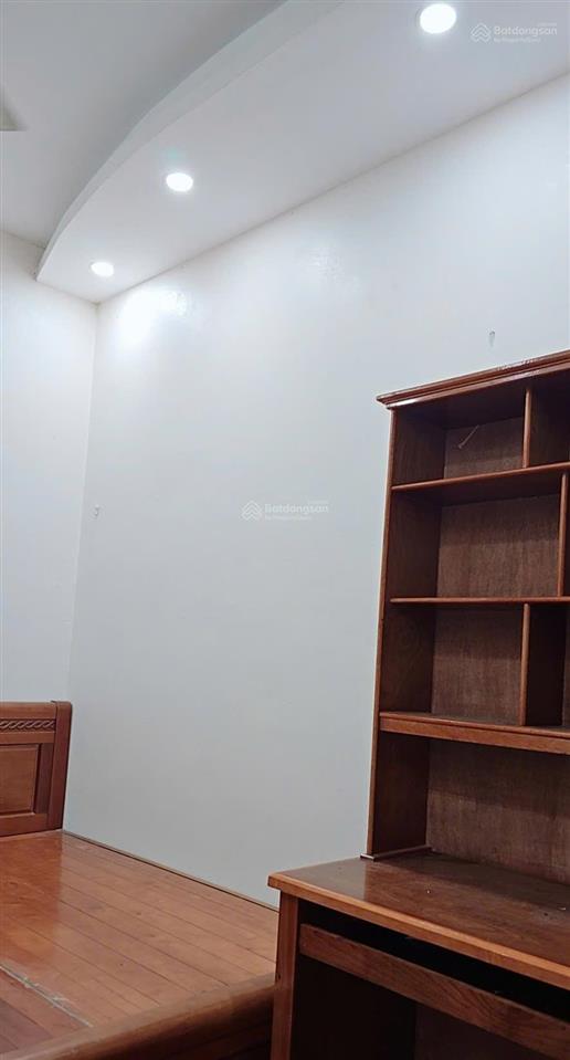 Chính chủ cần cho thuê nhà tại ngõ 05 liên mạc hoàng xá, ngay cạnh cống chèm thụy phương