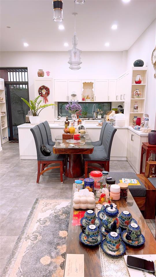 Chuyển nhượng căn nhà phố trong lavidahướng đông namthoáng mátphong thủy tốtfull nội thất xịn