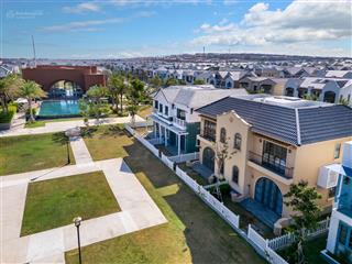 Bán nhanh biệt thự song lập gần hồ bơi full nội thất 4 phòng ngủ giá chỉ 5.5 tỷ rẻ nhất novaworld