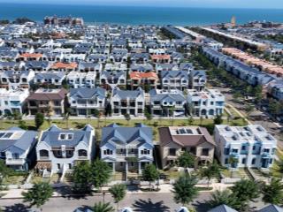 Kẹt tiền bán cắt lỗ biệt thự song lập full nội thất đường lớn 16m giá chỉ 5.5 tỷ bao hết thuế phí