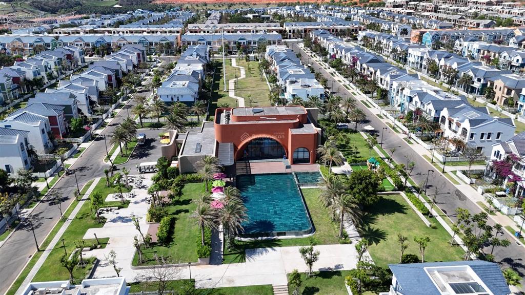 Căn nhà phố full nội thất giá rẻ nhất novaworld phan thiết chỉ 4 tỷ chìa khoá trao tay