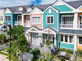 Giá cực tốt! nhà phố cạnh công viên full nội thất giá chỉ 4 tỷ bao thuế phí, vào ở ngay