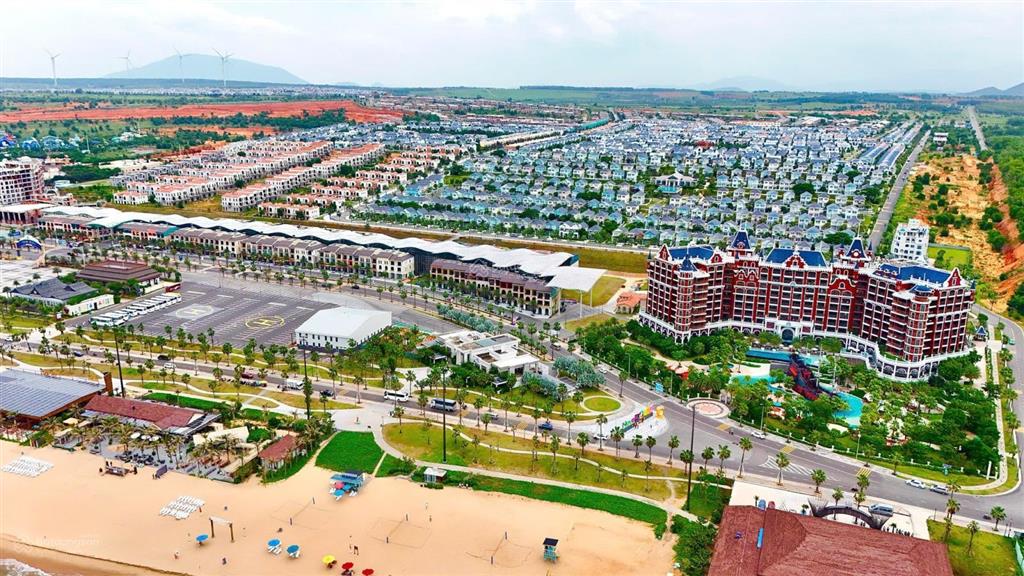 Nhà phố góc công viên diện tích 120m2 giá rẻ nhất chỉ 3.6 tỷ nhà sẵn vị trí đẹp tại novaworld