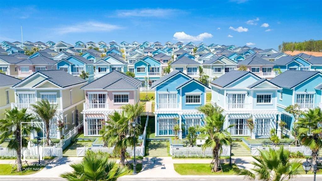 Cắt lỗ sâu + tặng nội thất biệt thự 200m2 hướng đông nam đường lớn 16m giá 6.2 tỷ rẻ nhất novaworld