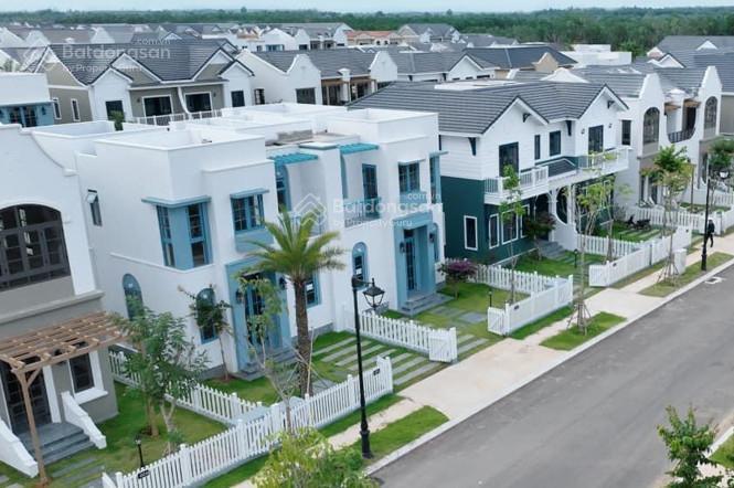Cắt lỗ sâu + tặng nội thất biệt thự 200m2 hướng đông nam đường lớn 16m giá 6.2 tỷ rẻ nhất novaworld