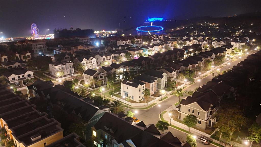 Chủ nhà kẹt tiền cần bán nhanh nhà phố đầy đủ nội thất giá 4 tỷ cắt lỗ sâu nội thất mới hoàn thiện