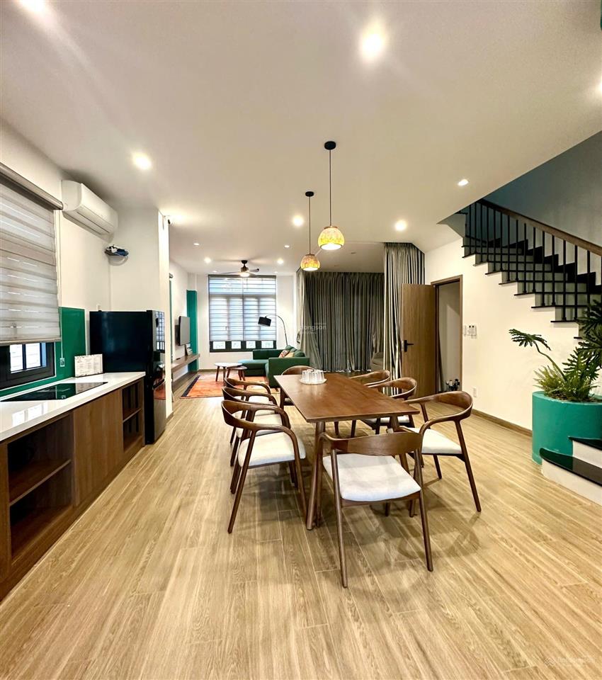 Cần bán nhanh biệt thự nội thất 4 phòng ngủ hướng đông nam giá chỉ 5.2 tỷ, chìa khoá trao tay