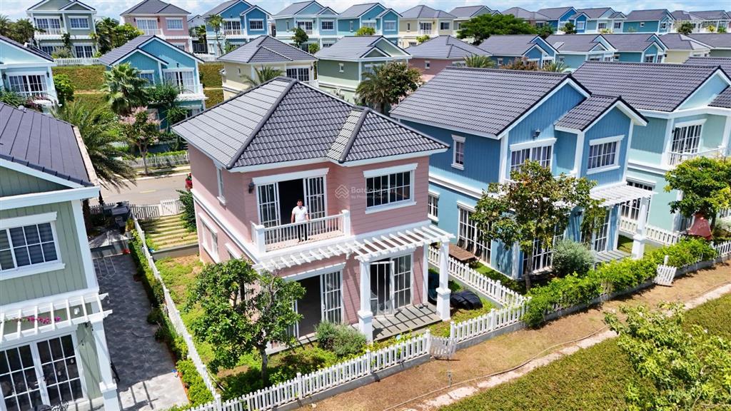 Duy nhất biệt thự đơn lập hướng biển, giá 6.5 tỷ full nội thất 4 phòng ngủ giá lỗ sâu novaworld pt