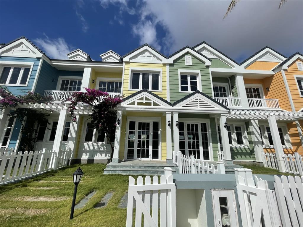 Căn nhà phố nhà sẵn giá hời novaworld phan thiết giá chỉ 2.99 tỷ cần bán nhanh bao thuế phí