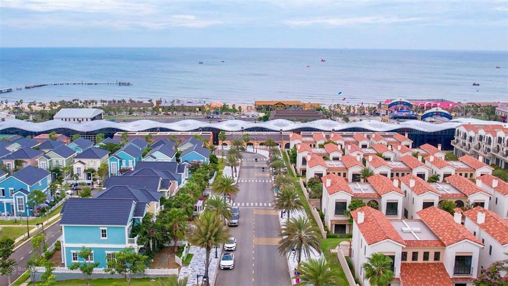 Cắt lỗ sâu giá tốt novaworld, chỉ 4 tỷ sở hữu biệt thự nằm ngay cạnh hồ bơi, clubhouse