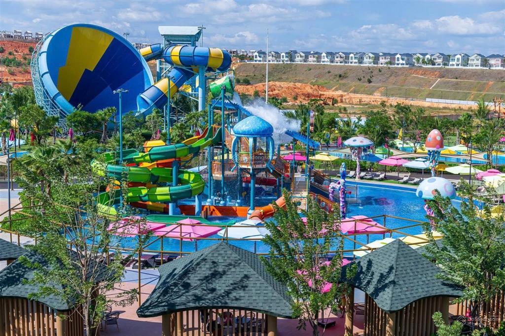 Cực hot! chỉ 6 tỷ bán ngay biệt thự 10x20m + tặng full nội thất 4 phòng ngủ nằm ngay hồ, clubhouse