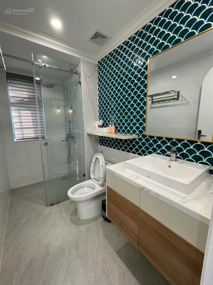 Cần bán nhanh biệt thự song lập kế hồ bơi full nội thất giá chỉ 5.3 tỷ xách vali vào ở ngay
