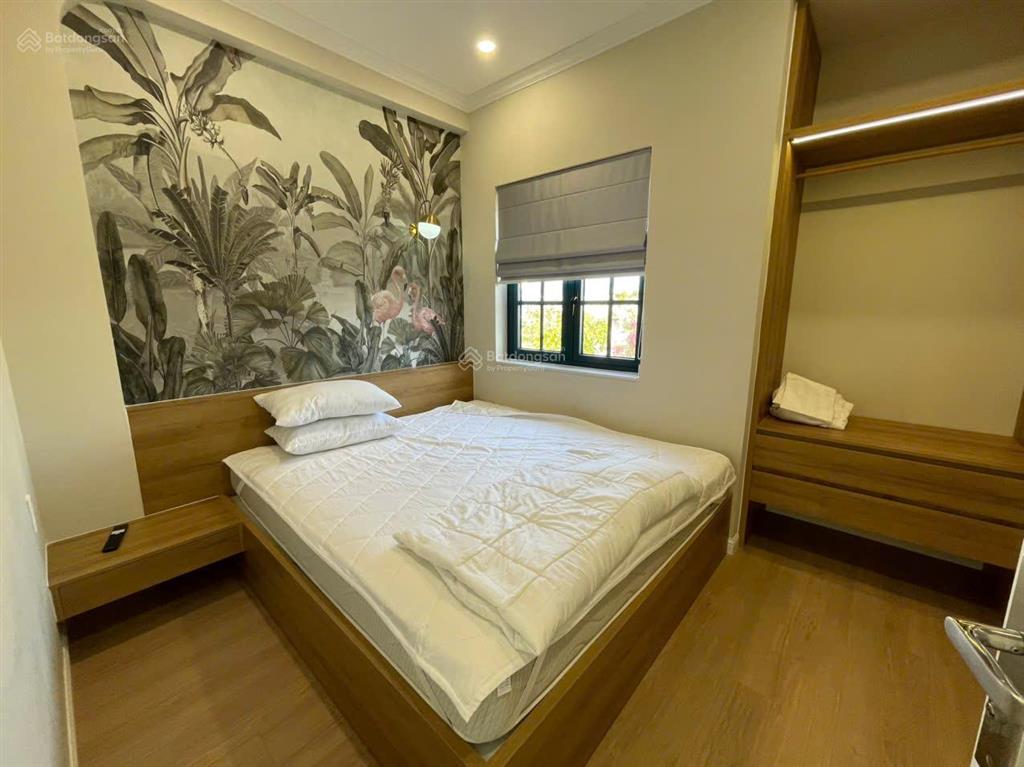 Cần bán nhanh biệt thự song lập kế hồ bơi full nội thất giá chỉ 5.3 tỷ xách vali vào ở ngay