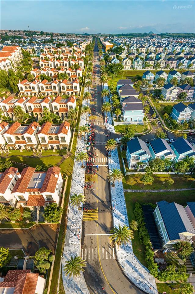 Chỉ 4.9 tỷ sở hữu biệt thự đơn lập 200m2 kế ngay hồ bơi novaworld phan thiết cực đẹp