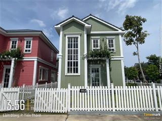 Giá 6,1 tỷ (full 100%) cho căn biệt thự đơn lập 200m2 full nội thất 3pn gần hồ bơi nova phan thiết