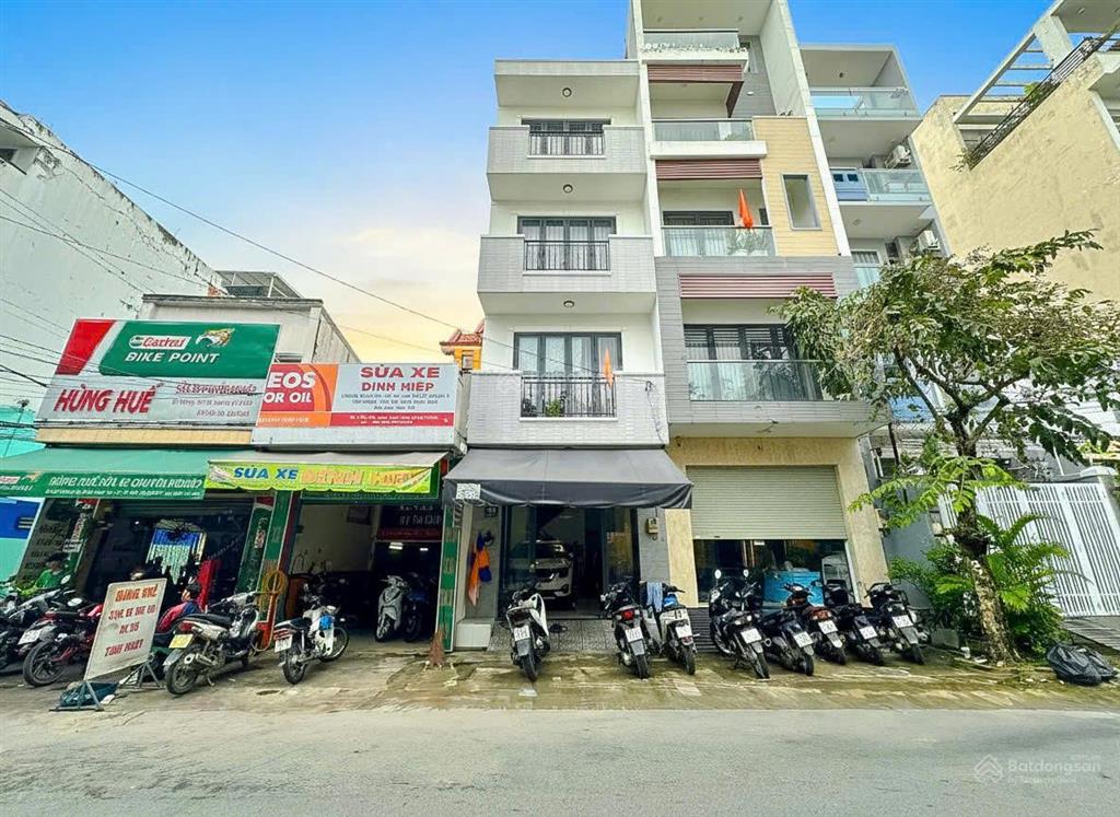 Bán nhà đẹp 4 tầng đường số cư xá ngân hàng, q7