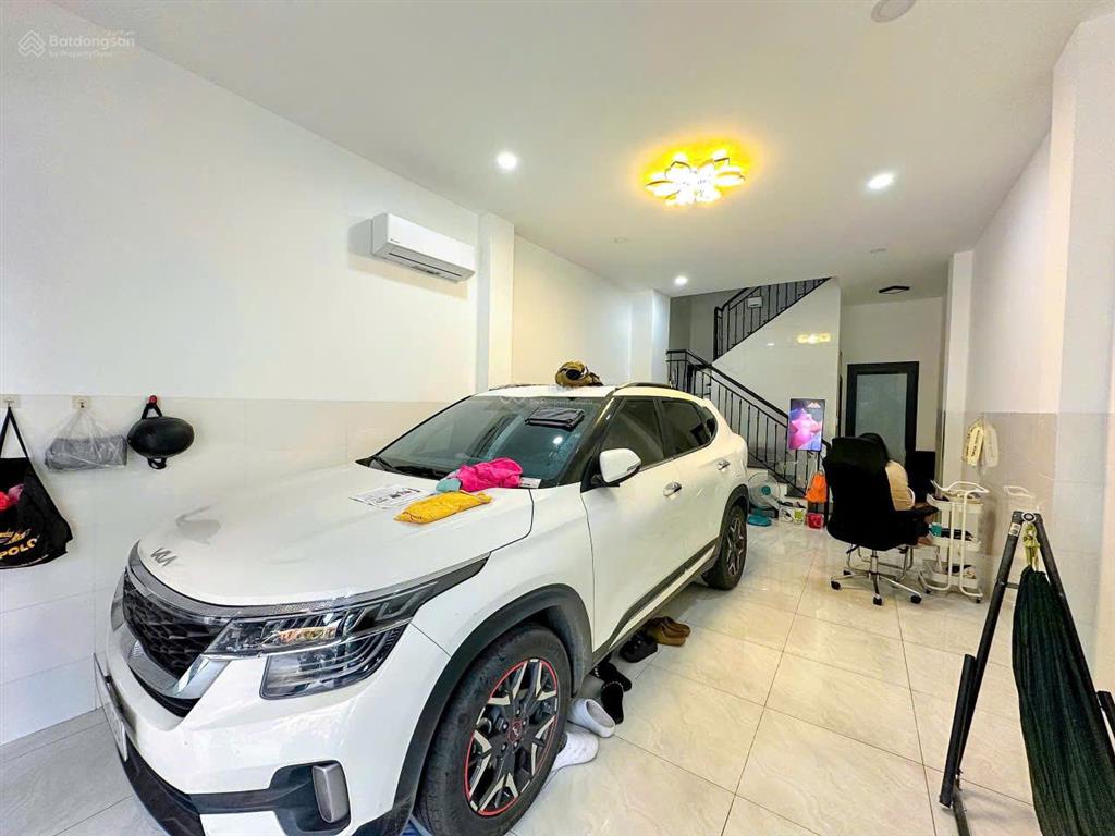 Bán nhà đẹp 4 tầng đường số cư xá ngân hàng, q7