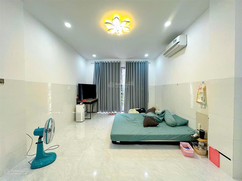 Bán nhà đẹp 4 tầng đường số cư xá ngân hàng, q7
