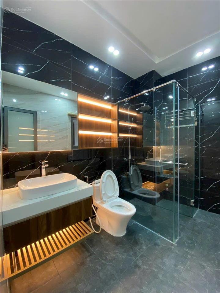 Bán nhà đẹp 5 tầng có hầm khu kiều đàm phường tân hưng, q7