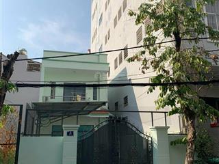 Bán nhà đường số lý phục man quận 7 giá siêu tốt tiện xây mới.