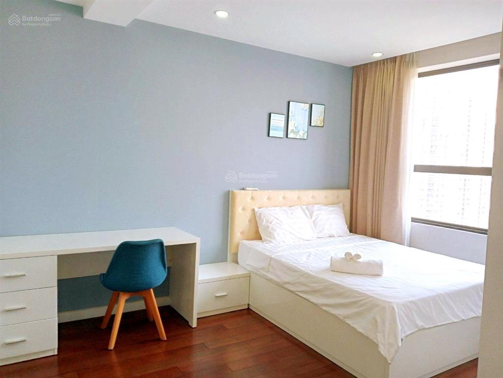 Hot! cho thuê căn hộ golden land nguyễn trãi 132m2, 3 phòng ngủ full đồ cực đẹp chỉ 17 triệu/tháng