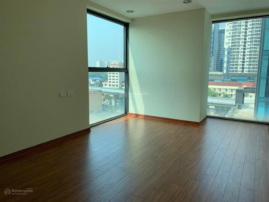 Chính chủ ký gửi bán căn góc golden land 145m2, 3 ngủ full nội thất giá chỉ 12 tỉ