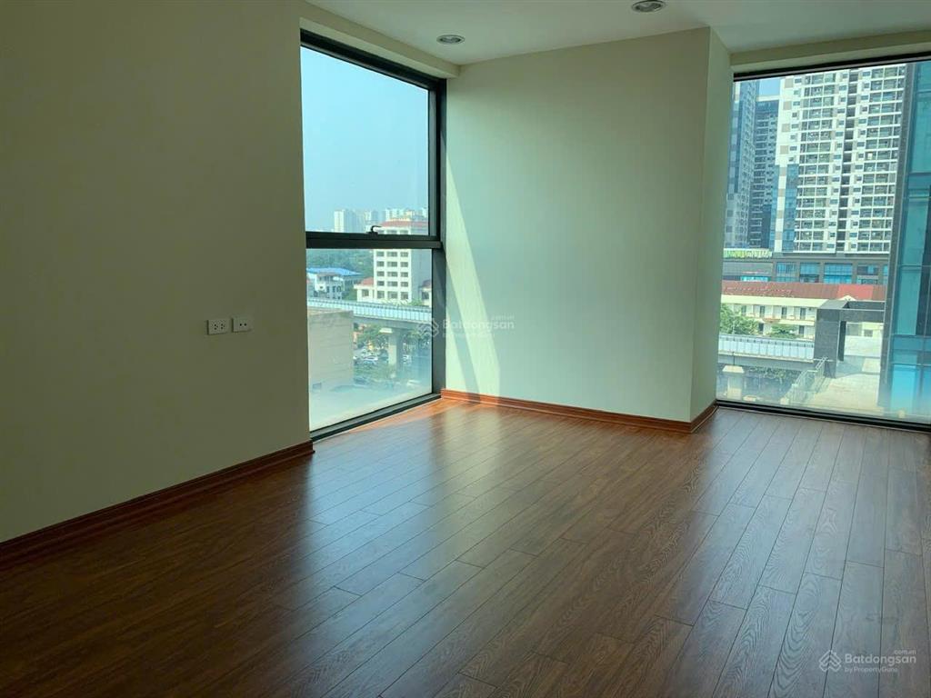 Cho thuê căn hộ golden west lê văn thiêm, 107m2, 3 phòng ngủ + 1 đa năng cơ bản giá 17 triệu/tháng