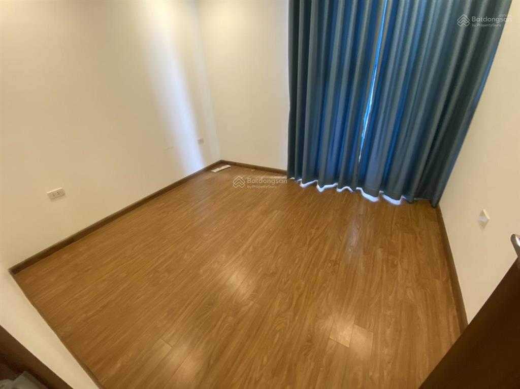 Cho thuê căn hộ cao cấp center point lê văn lương 3 phòng ngủ giá chỉ 16 triệu/tháng