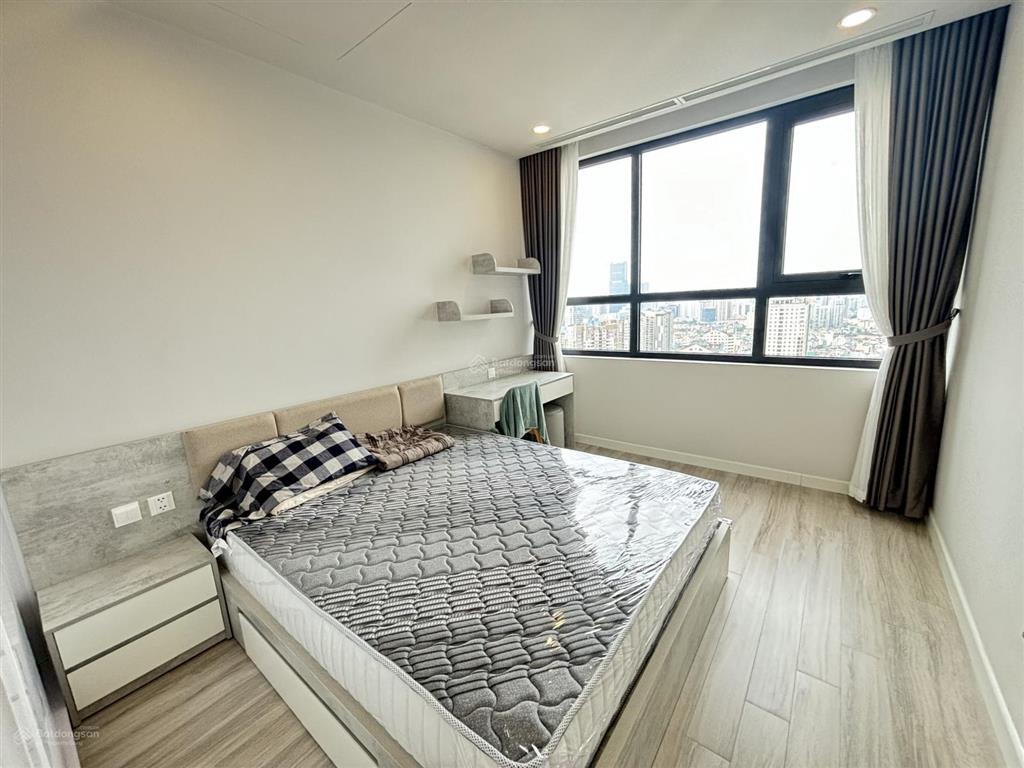 Cho thuê căn hộ times tower hcc1 35 lê văn lương, 135m2, 3 phòng ngủ full đồ giá chỉ 19,5 triệu