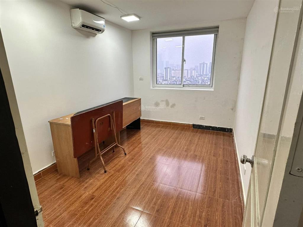 Cho thuê căn hộ 18t trung hòa nhân chính 95m², 2 ngủ cơ bản giá chỉ 13 triệu/tháng