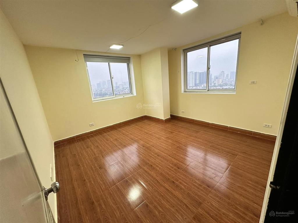 Cho thuê căn hộ handi resco lê văn lương, 2 phòng ngủ đồ cơ bản giá chỉ 12 triệu/tháng