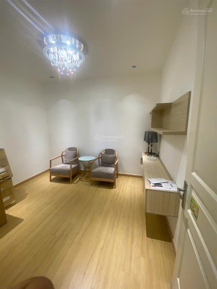 Bán gấp cc cây mai q.11, có sổ hồng, dt 48m2, 2pn 1wc giá 2.8 tỷ.  0937 349 *** tuấn giá thật