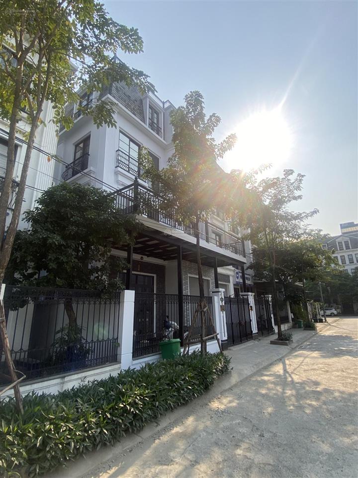 Bán bt tại khu đô thị mới đại kim  định công, 40 tỷ vnd, 130m2, view hồ siêu đẹp, uy tín, ở sướng