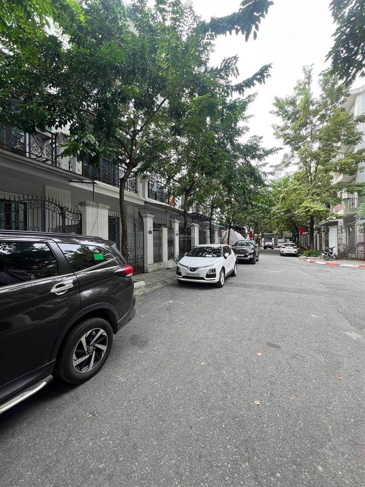 Bán liền kề 74m nhà 5 tầng tại nghiêm xuân yêm, đại kim, hoàng mai, giá siêu hời uy tín t11/2025
