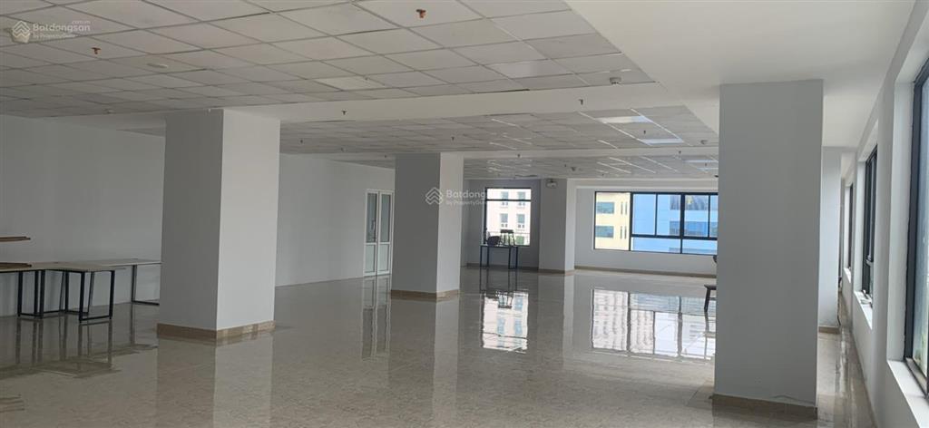 Bán sàn văn phòng tại liễu giai tower, 85 triệu/m2, 253m2. căn góc 2 mặt tiền vuông đẹp