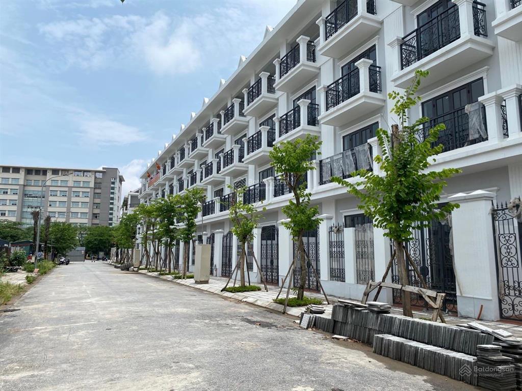 Bán liền kề đại kim  nguyễn xiển 74m nhà 5 tầng, sẵn ô chờ thang máy giá 24,xtỷ cho thuê 26tr/th