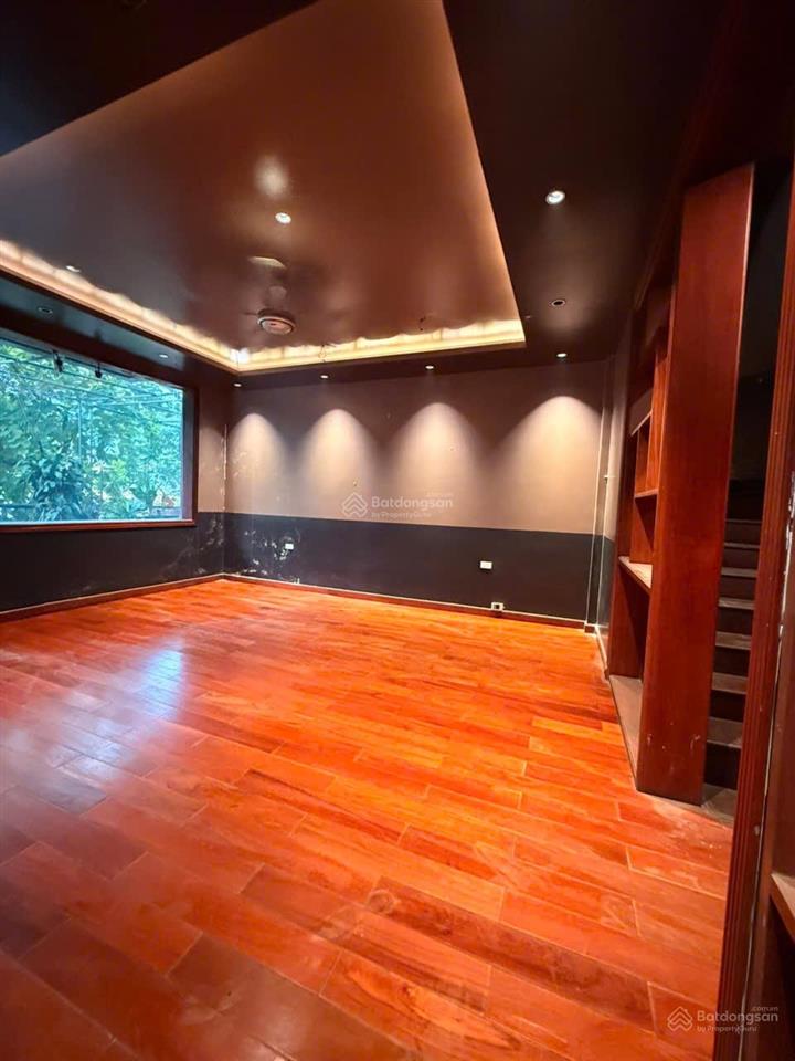 Cho thuê văn phòng tại số 39 đường 19/5, 5 triệu vnd, 30m2, giá siêu hời, chính chủ