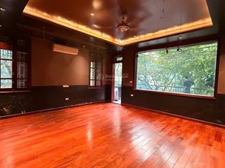 Cho thuê văn phòng mặt đường 19/5, khu đô thị mới văn quán, 5 triệu vnd, 35 m2. lô góc view thoáng