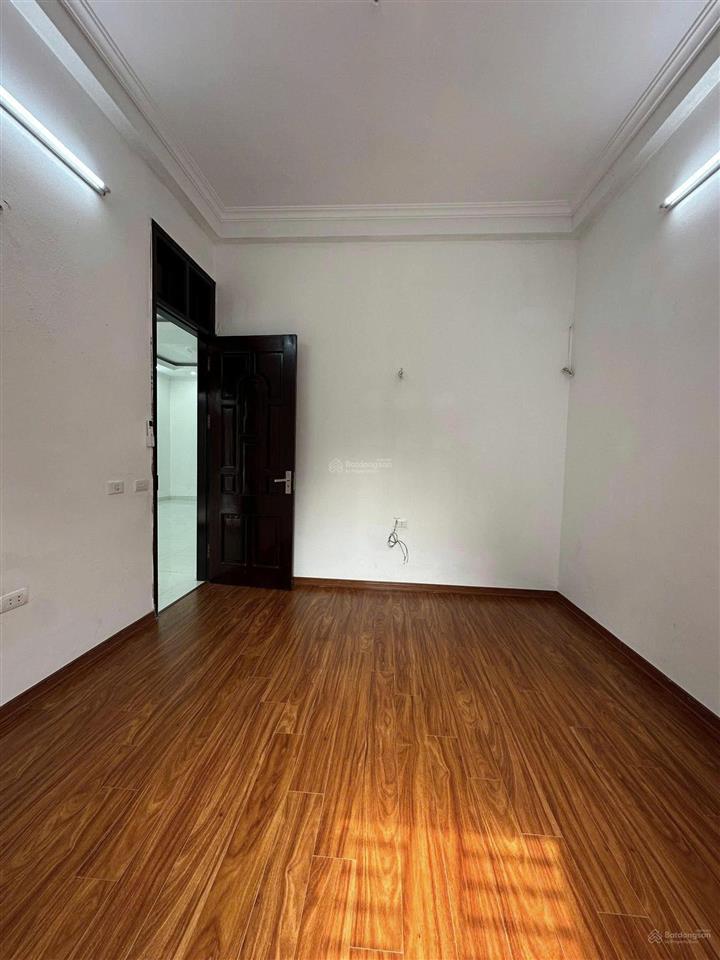 Bán nhà 3 tầng kiểu biệt thự vĩnh ninh, đại thanh  72m2  5,9 tỷ  giá hời bất ngờ