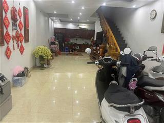 Bán nhà liền kề 4pn, 3wc, 75m2, 12,5 tỷ tại ngọc hồi  phân lô ô tô tránh