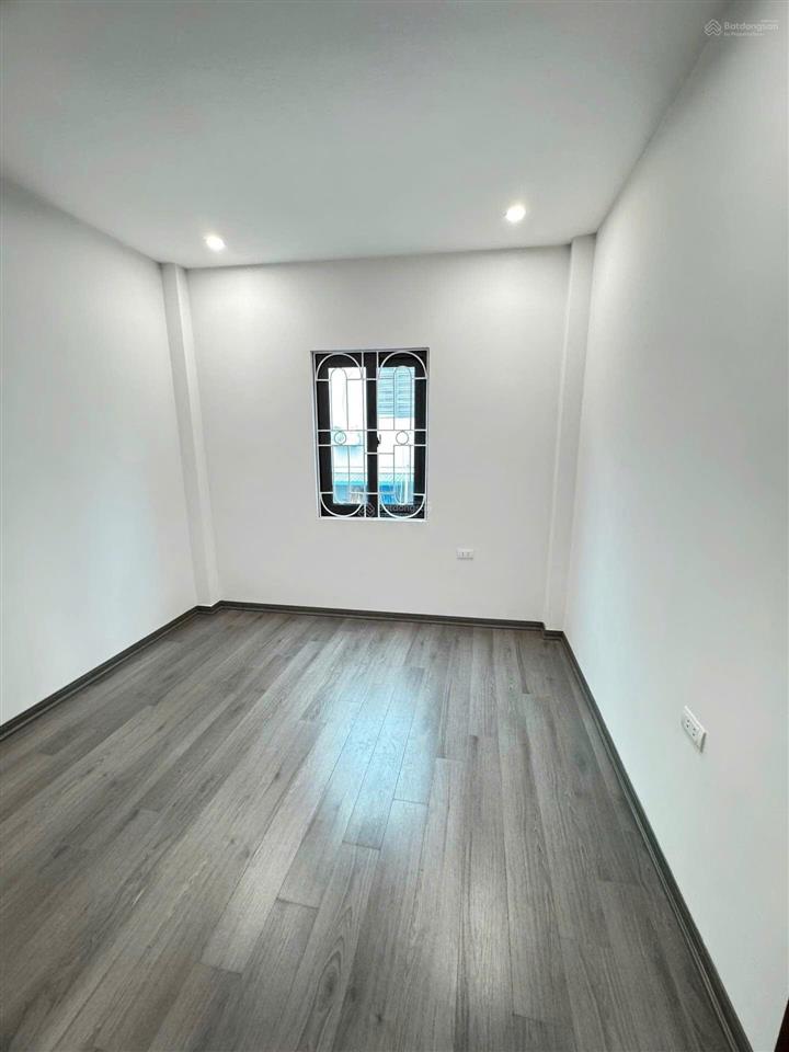 Bán nhà riêng tại thọ am, 40m2  4 tầng  4 ngủ  5,3 tỷ  pháp lý đầy đủ