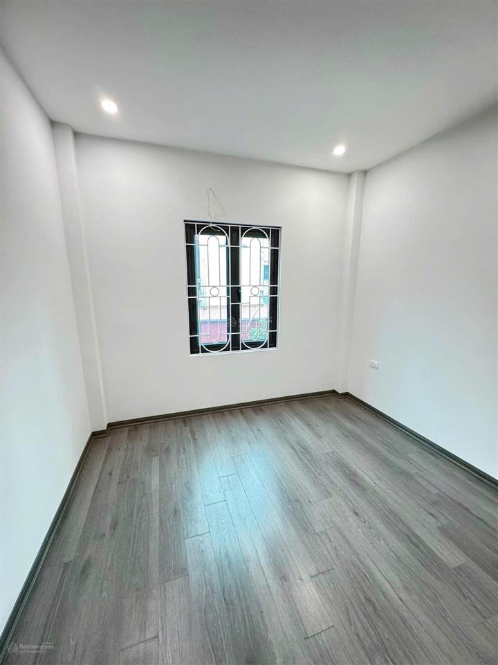 Bán nhà riêng tại thọ am, 40m2  4 tầng  4 ngủ  5,3 tỷ  pháp lý đầy đủ