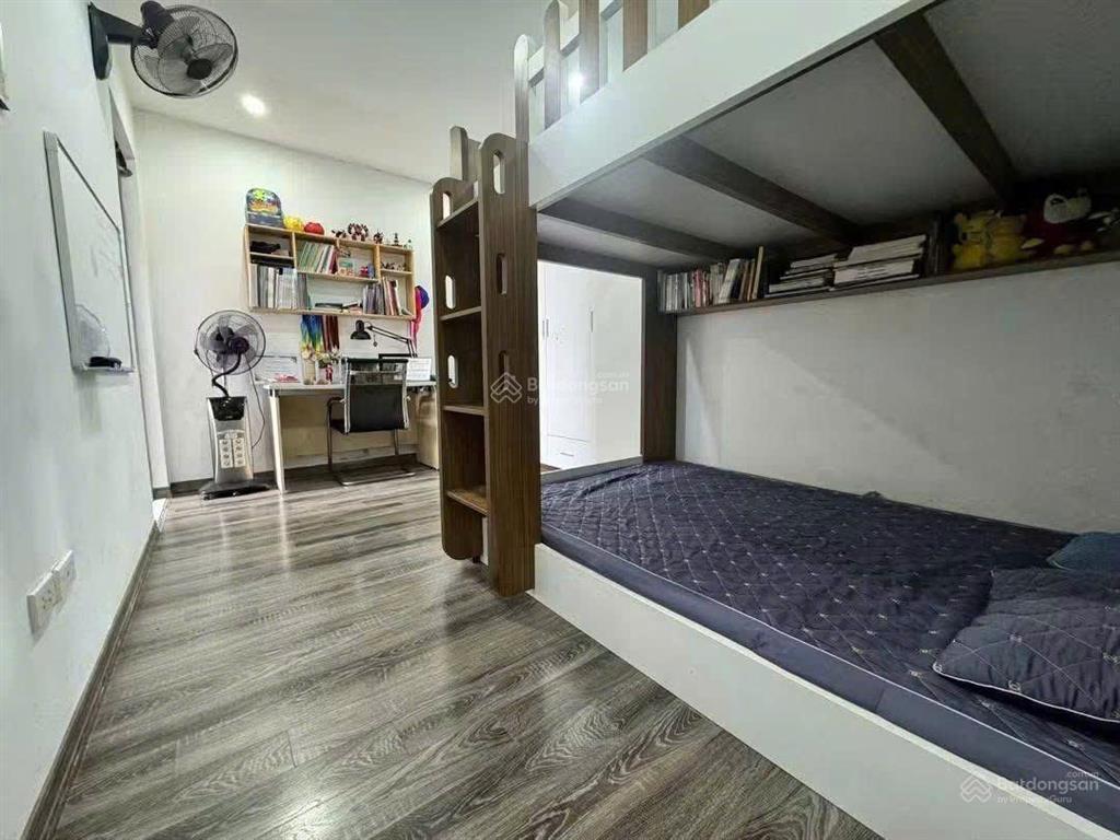Bán căn hộ chung cư 63m2, 4,63 tỷ tại tứ hiệp plaza view đẹp chỉ với 2pn, 2wc