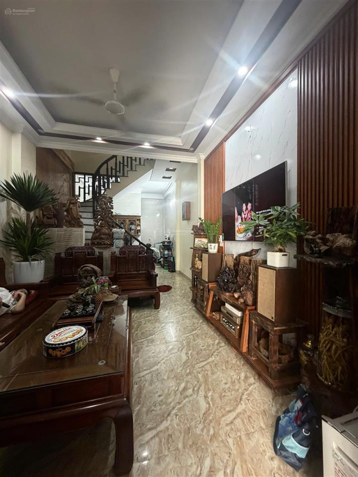 Bán nhà dân xây tại hạ thái, duyên thái, 4,8 tỷ, 48m2, tặng nội thất