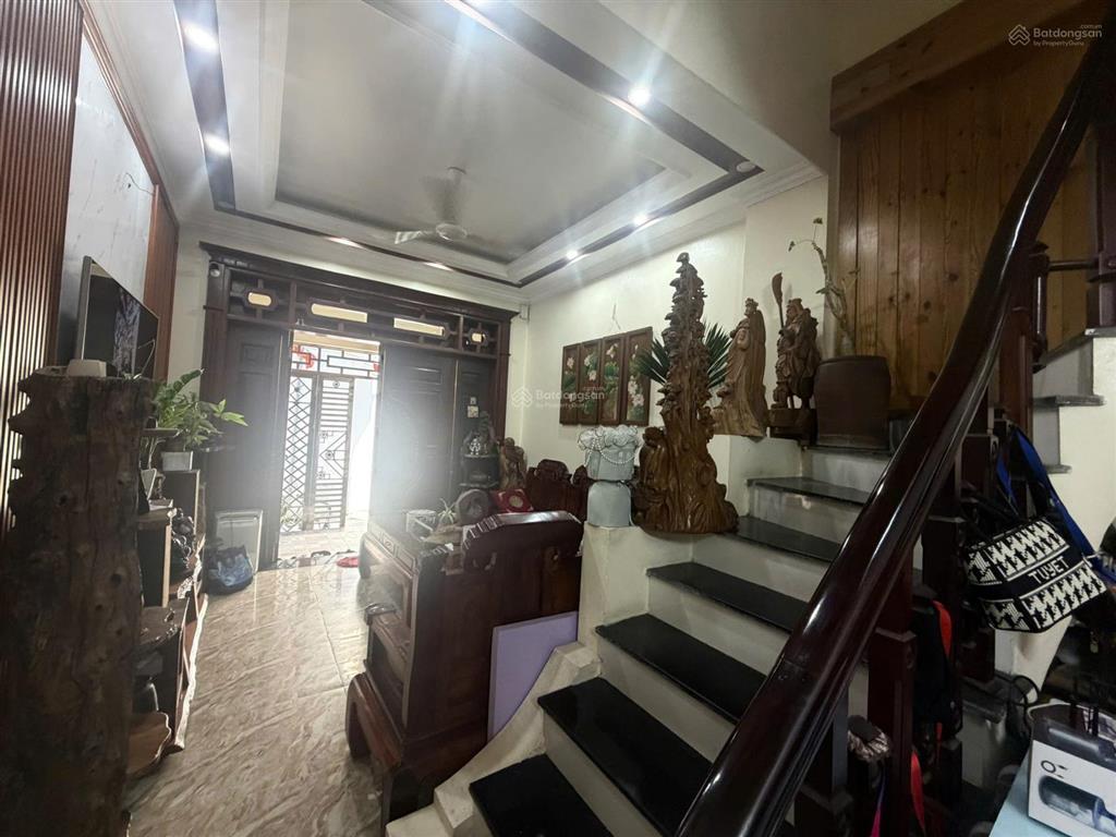 Bán nhà dân xây tại hạ thái, duyên thái, 4,8 tỷ, 48m2, tặng nội thất