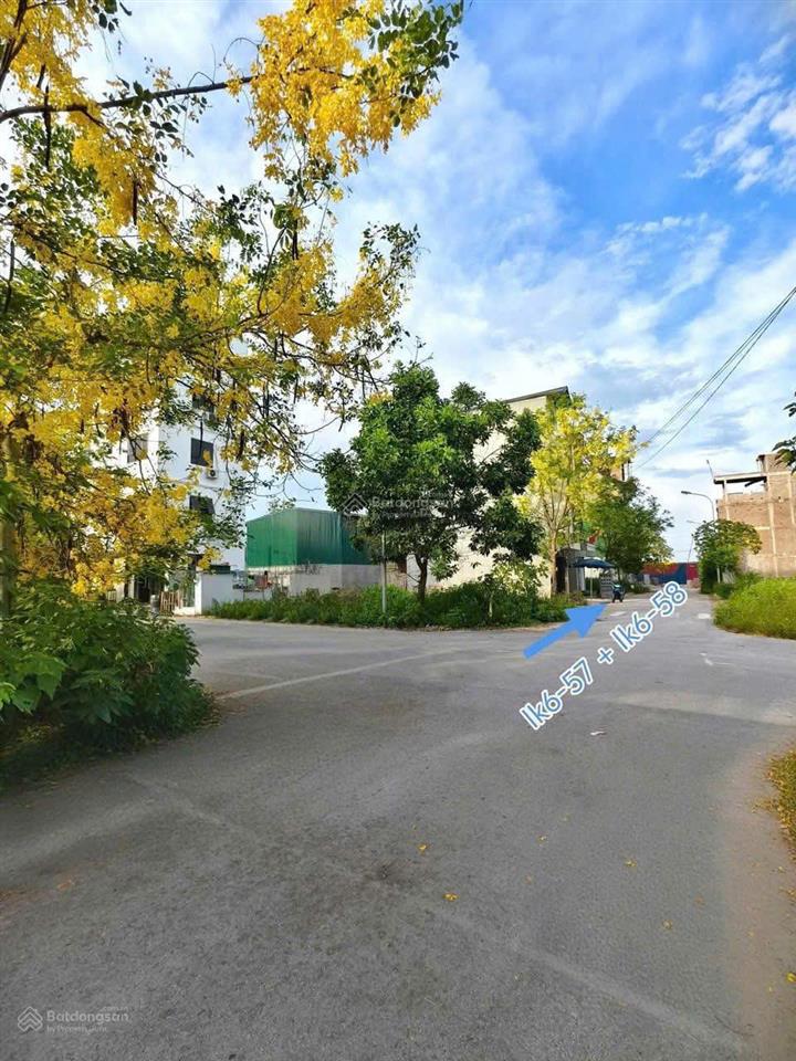 Bán gấp nhà tái định cư liên ninh  30m2, 7,4 tỷ thang máy  vỉa hè  ở sướng