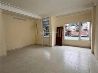 Lô góc  mặt chợ kinh doanh sầm uất y miếu. 64m2 x 5 tầng, mt 5m. dòng tiền tốt, giá 17,2 tỷ