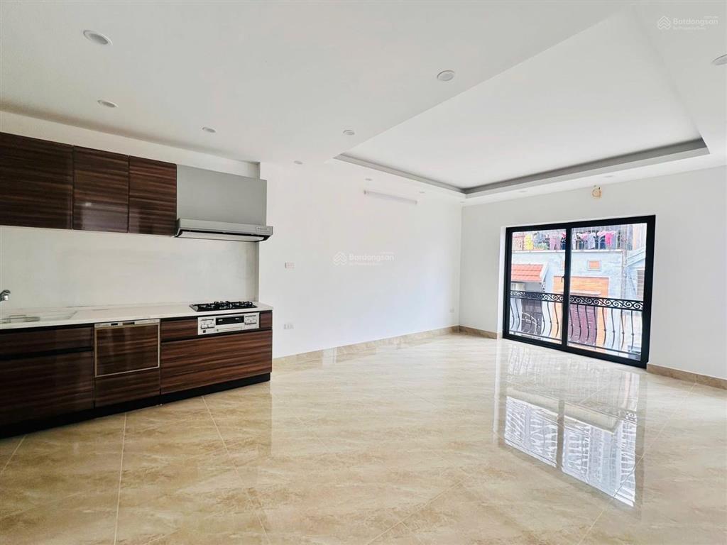 Nhà đẹp kđt sống hoàng  lĩnh nam. 73m2 x 6 tầng, mt 8.5m  gara ô tô  vỉa hè đỗ xe ngày đêm